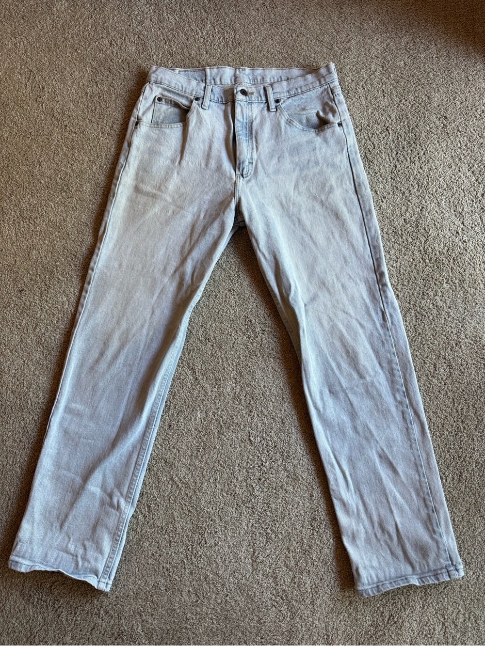 Wrangler Light Gray Straight-Leg Men's Jeans